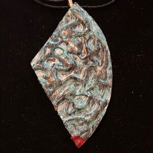 Unique Textured Necklace
